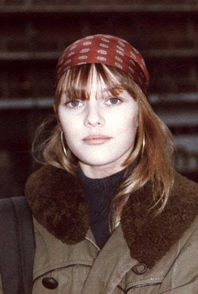 young vanessa paradis|407 Paradis Vanessa 90s Stock Photos & High